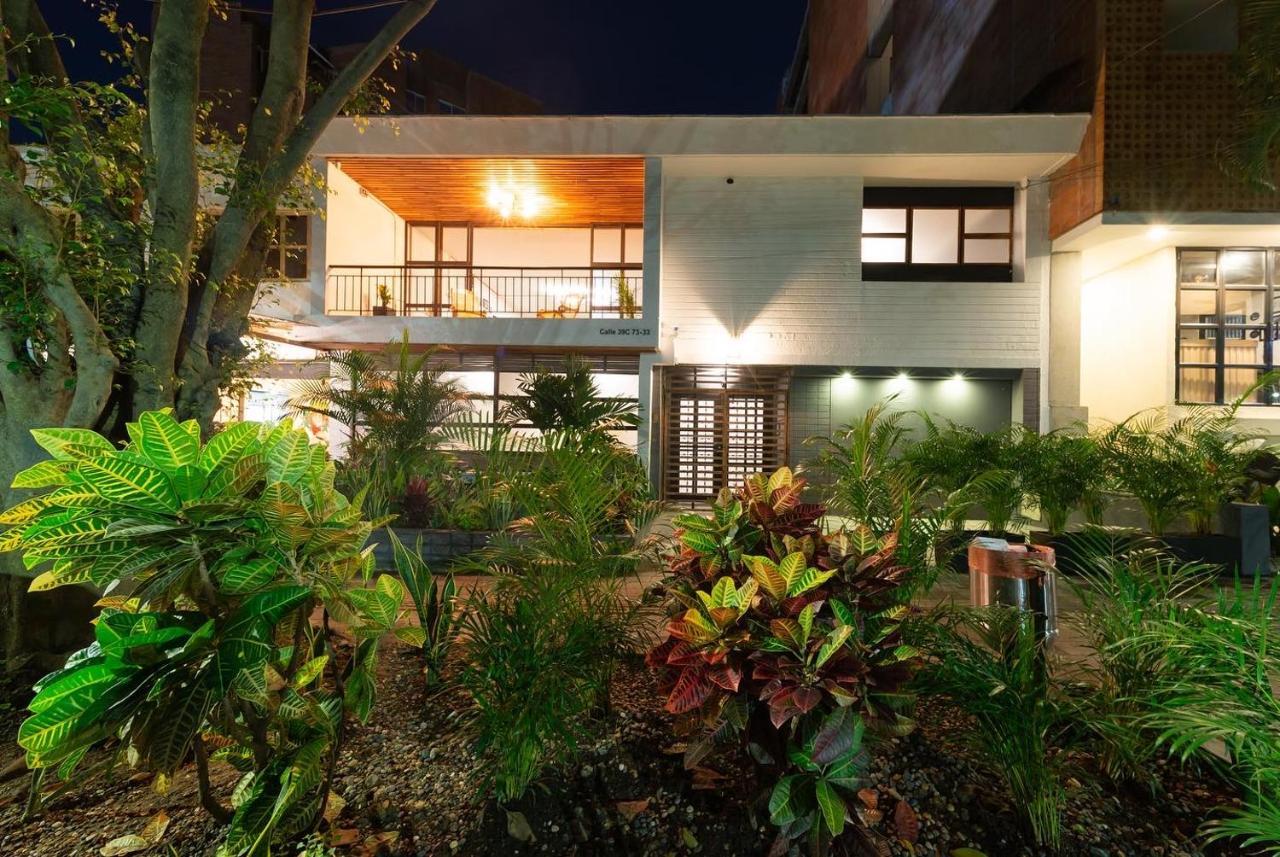 Casa Mosaiko Primer Parque Laureles Medellín Exterior foto