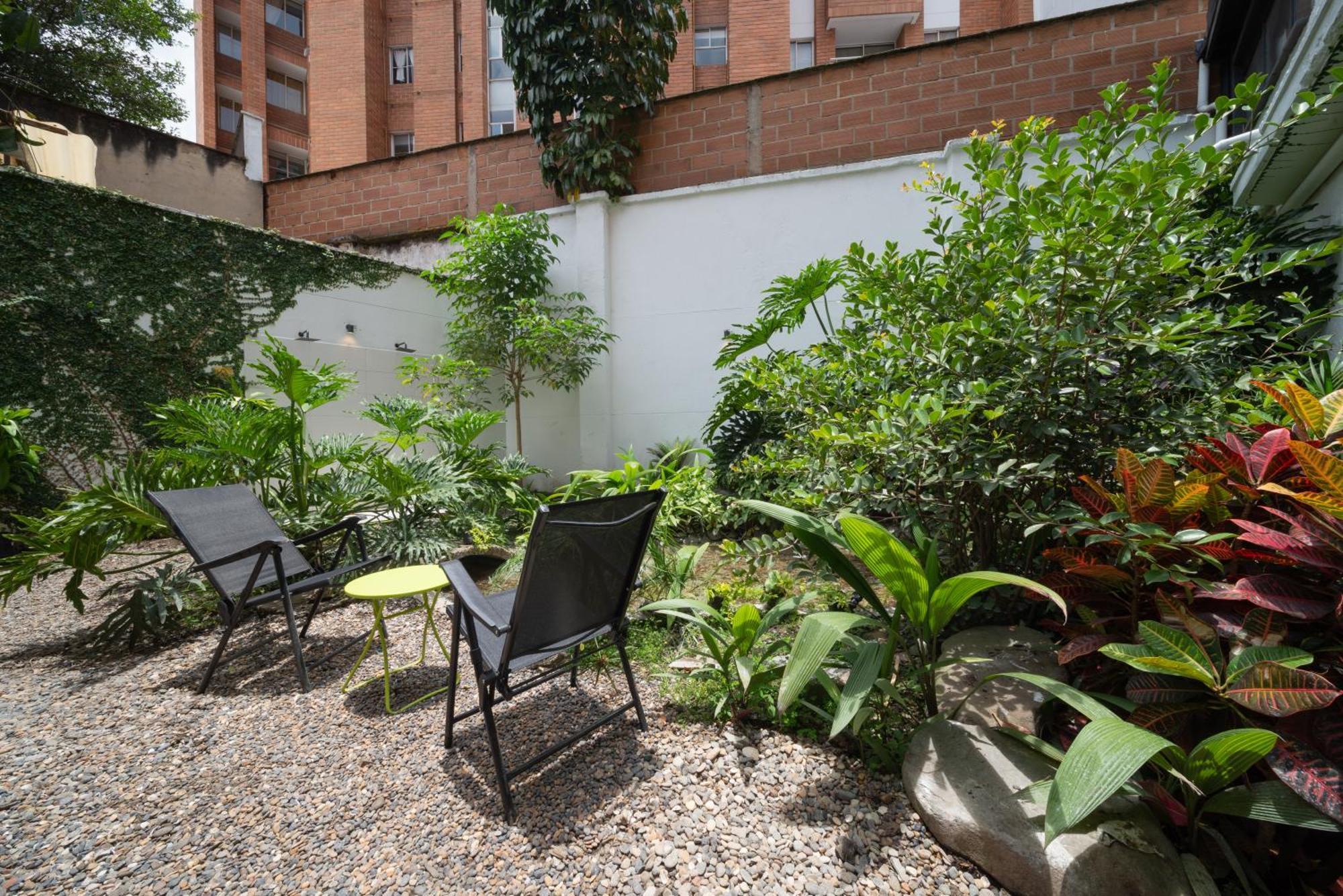 Casa Mosaiko Primer Parque Laureles Medellín Exterior foto
